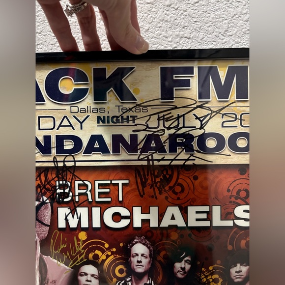 Bret Michaels and Fuel Autographed tour poster - Picture 4 of 5